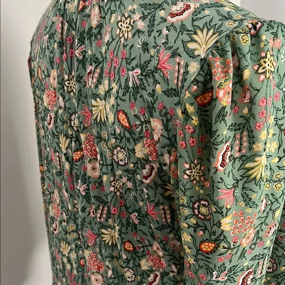 LOFT Green Blouse with Mandarin Collar and Long Sleeves - Picture 5 of 6